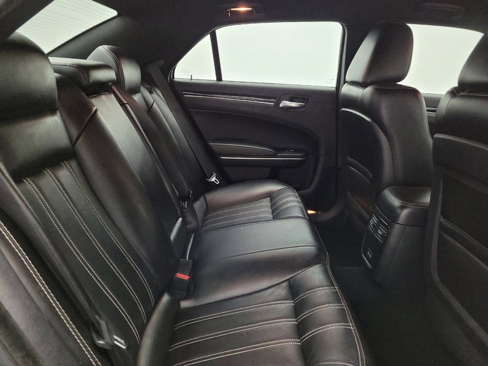 Used 2021 Chrysler 300 S image 19