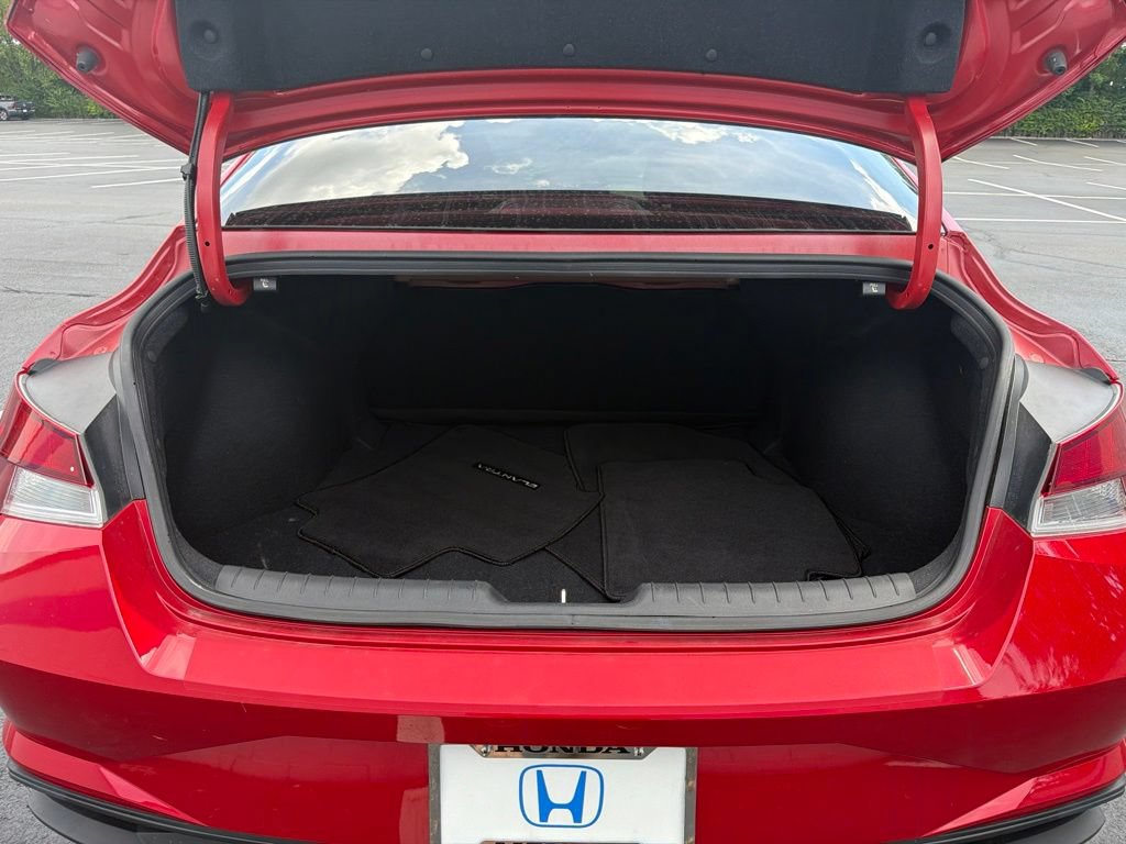 Used 2023 Hyundai Elantra SE FWD image 20