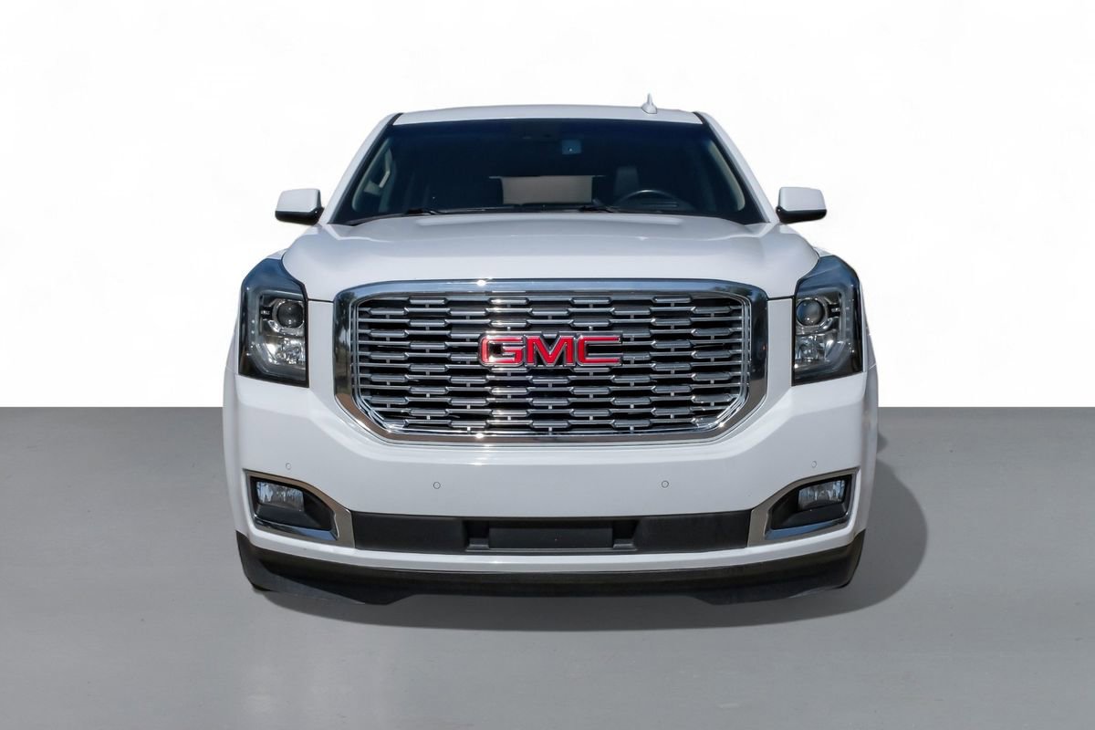 Used 2020 GMC Yukon Denali w/ Denali Ultimate Package image 3