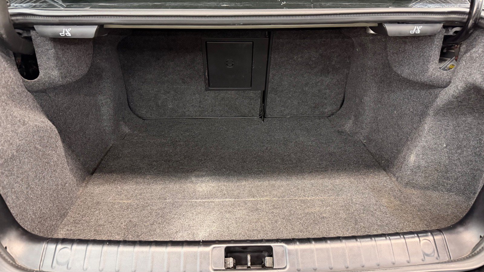 Used 2008 Saab 9-3 2.0T w/ Premium Package FWD image 12
