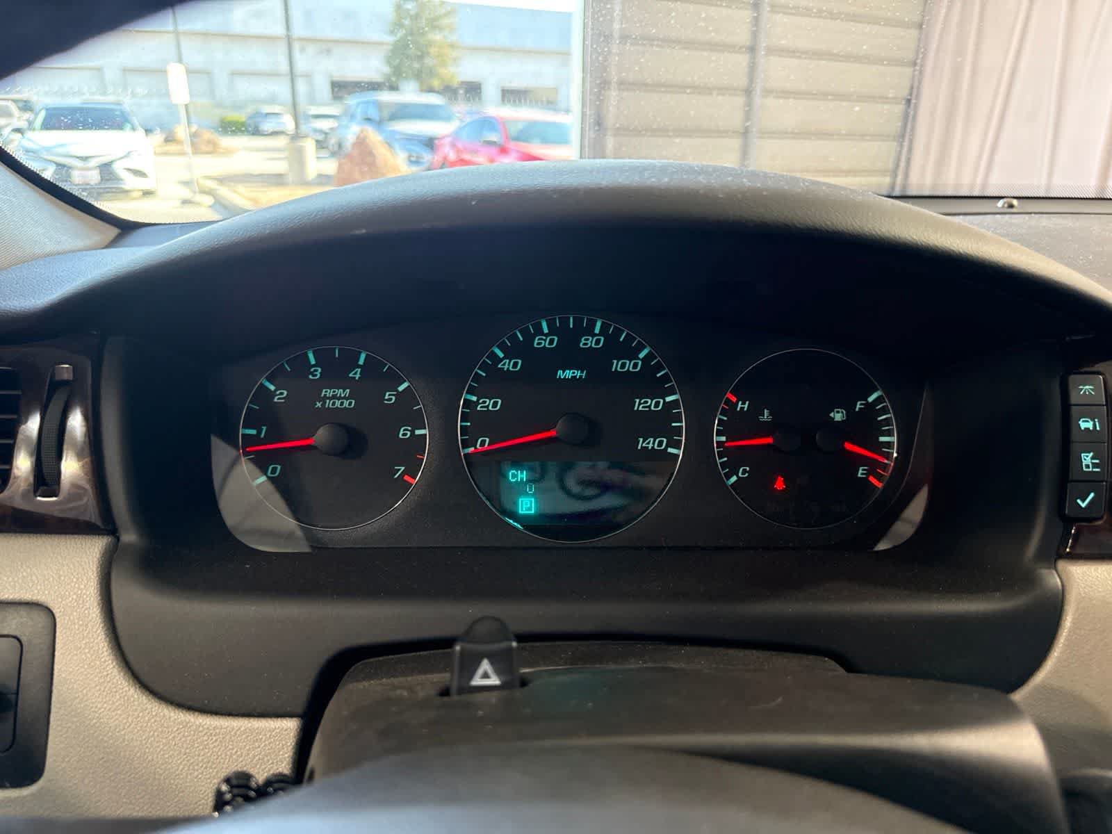 Used 2014 Chevrolet Impala LTZ FWD image 23