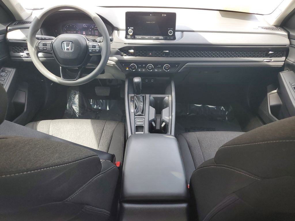Used 2024 Honda Accord EX image 10