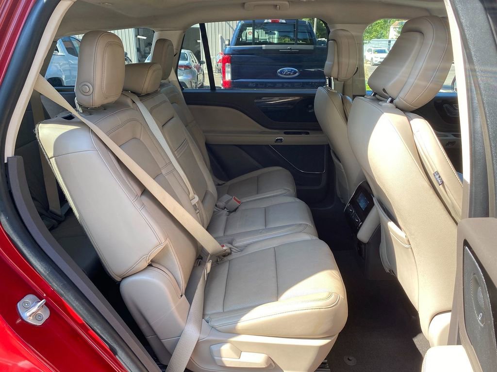 Used 2020 Lincoln Aviator Reserve w/ Equipment Group 201A AWD/4WD image 27