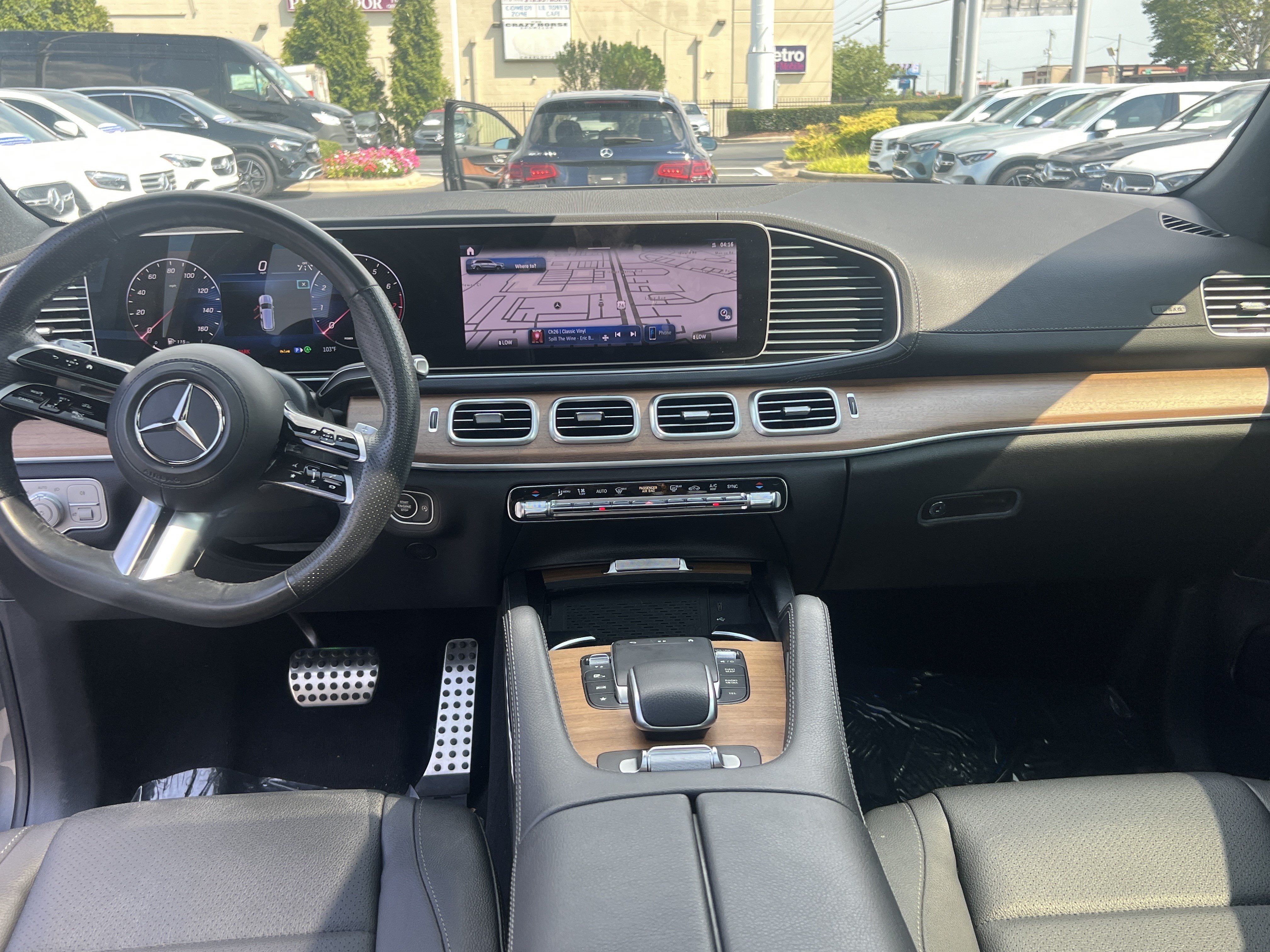 Used 2024 Mercedes-Benz GLS 450 4MATIC w/ AMG Line Exterior image 31