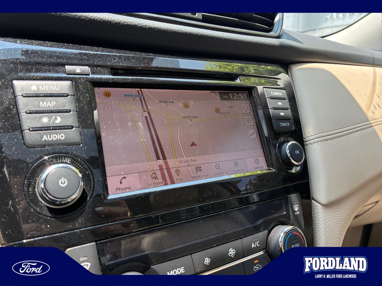 Used 2018 Nissan Rogue SL w/ Premium Package FWD image 29