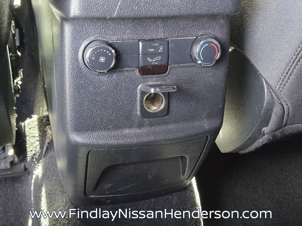 Used 2019 Ford Explorer XLT w/ Equipment Group 201A image 12