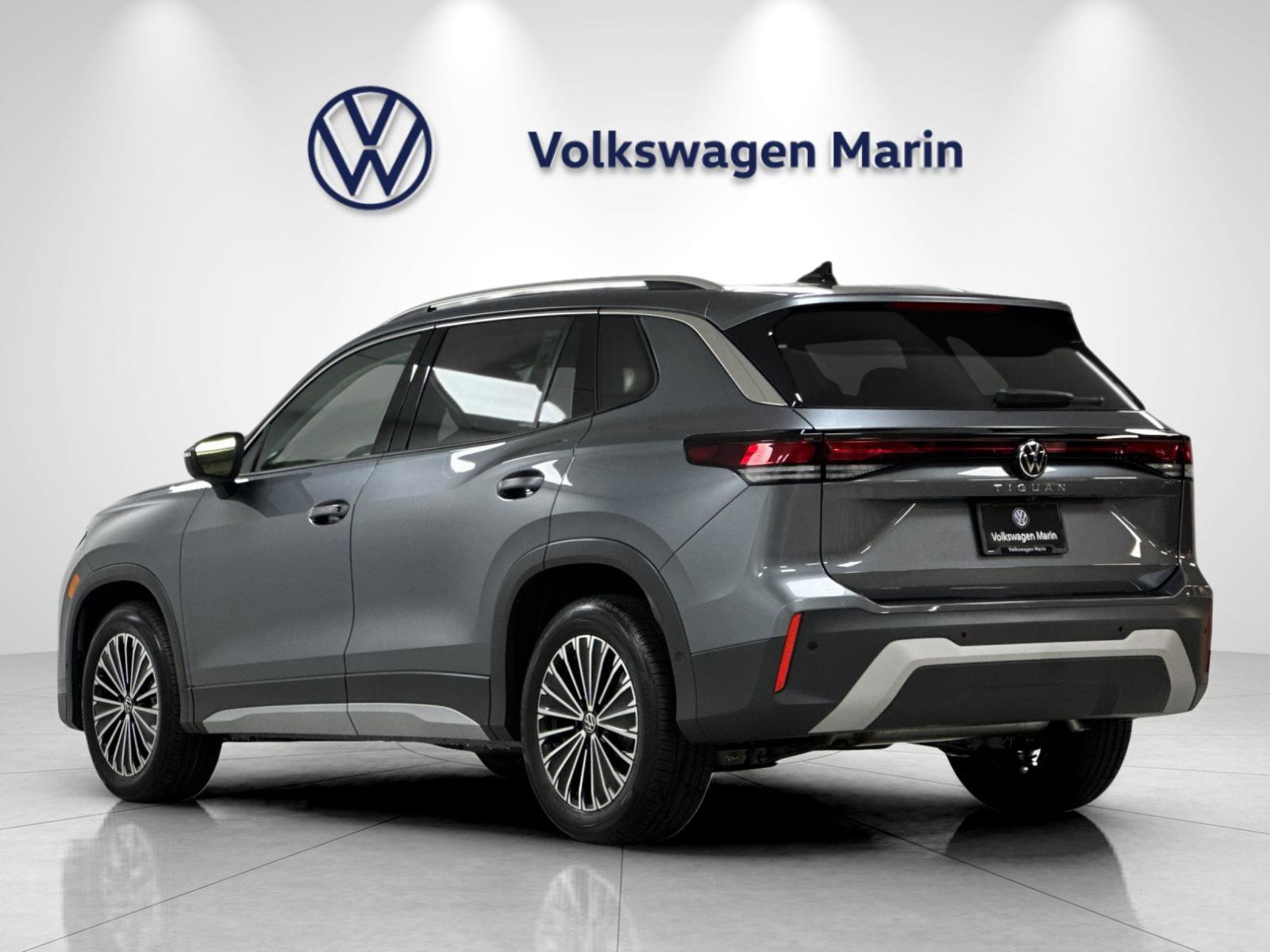 New 2026 Volkswagen Tiguan S FWD image 3