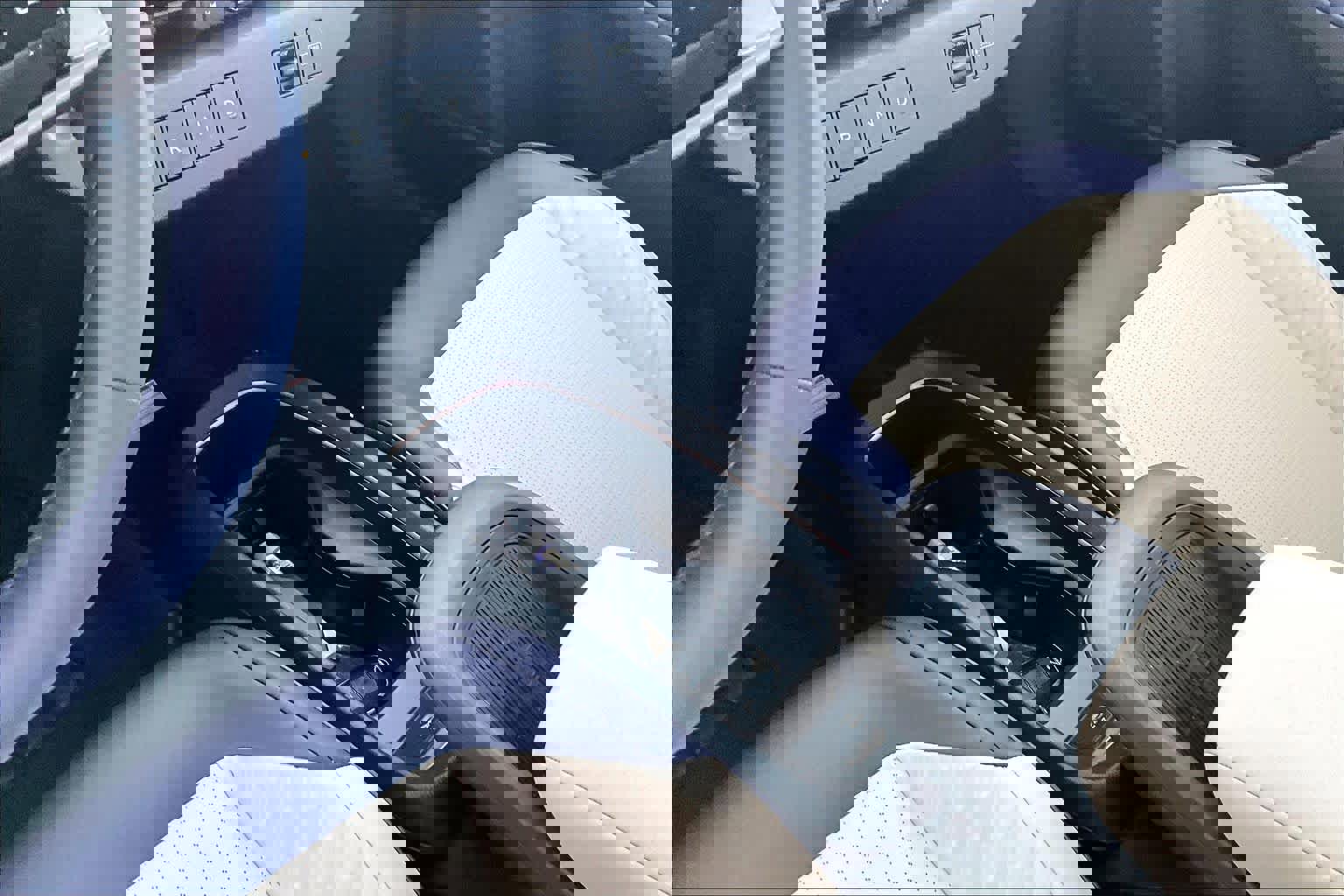 New 2026 Nissan Leaf Platinum+ w/ Cargo Package (Platinum+) image 11