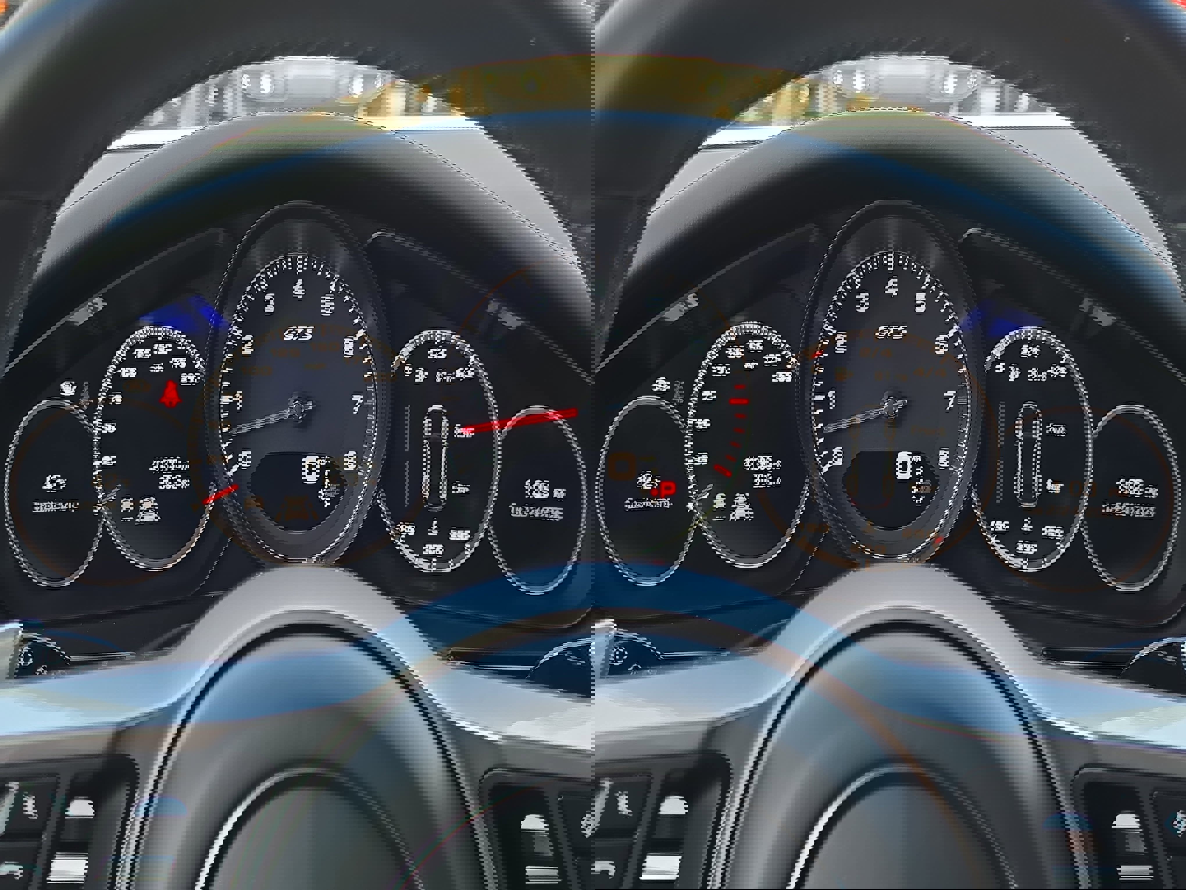 Used 2020 Porsche Panamera GTS image 19