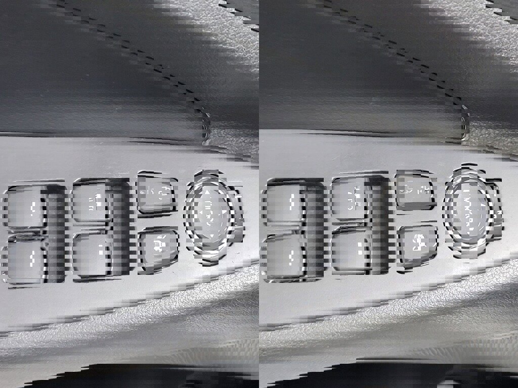 Used 2012 Hyundai Sonata SE w/ Navigation & Sunroof Pkg image 25