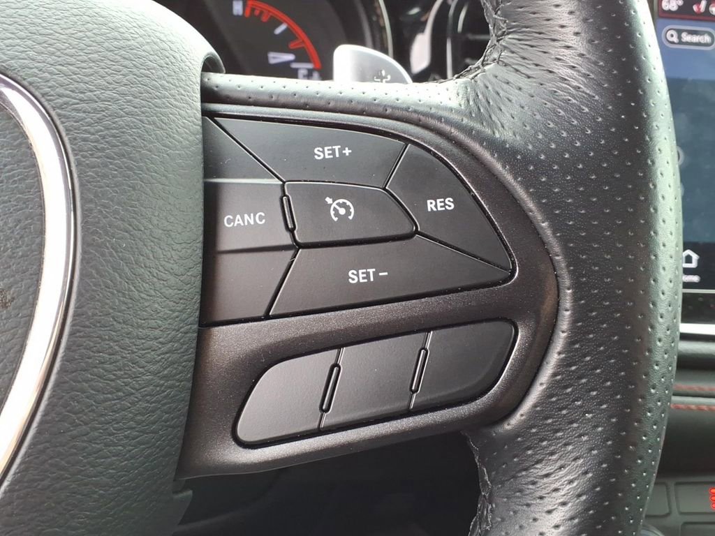 Used 2025 Dodge Durango GT image 24