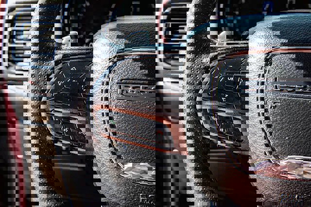 Used 2024 Dodge Durango GT image 9