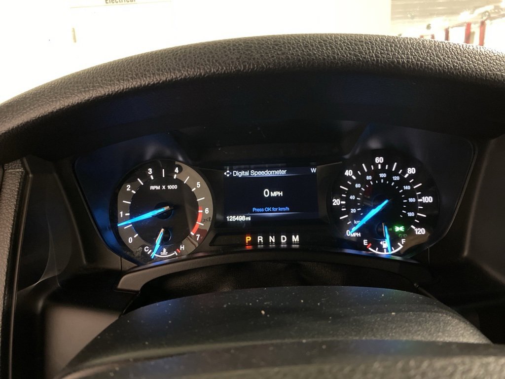 Used 2017 Ford Expedition XLT image 16