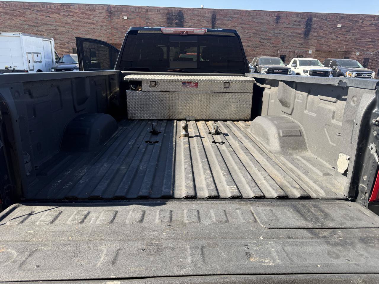 Used 2021 Chevrolet Silverado 3500 High Country w/ Snow Plow Prep/Camper Package AWD/4WD image 12