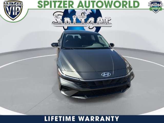 New 2026 Hyundai Elantra Sport FWD image 4