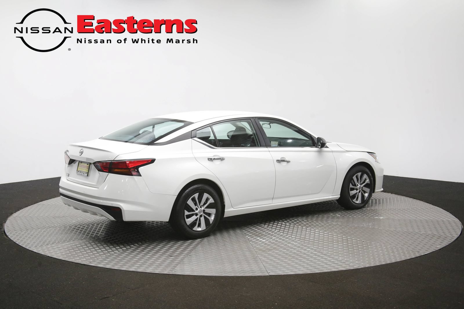 Used 2024 Nissan Altima 2.5 S FWD image 40