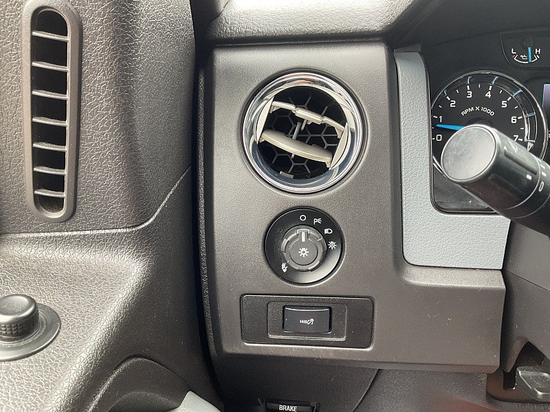 Used 2014 Ford F150 XLT w/ Equipment Group 302A Luxury AWD/4WD image 29