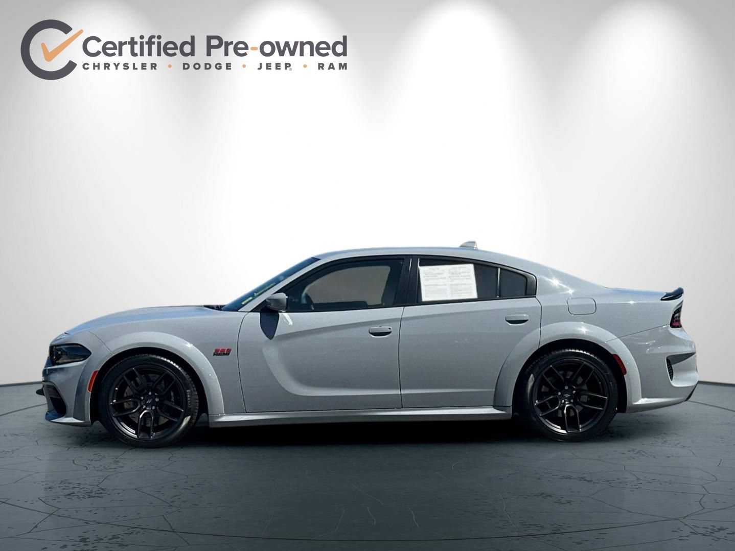 Used 2022 Dodge Charger Scat Pack RWD image 7