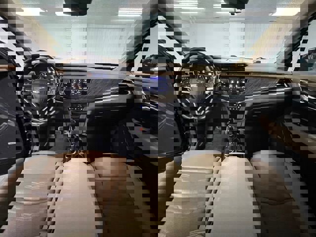 Certified 2024 Cadillac XT6 Sport w/ Platinum Package image 17