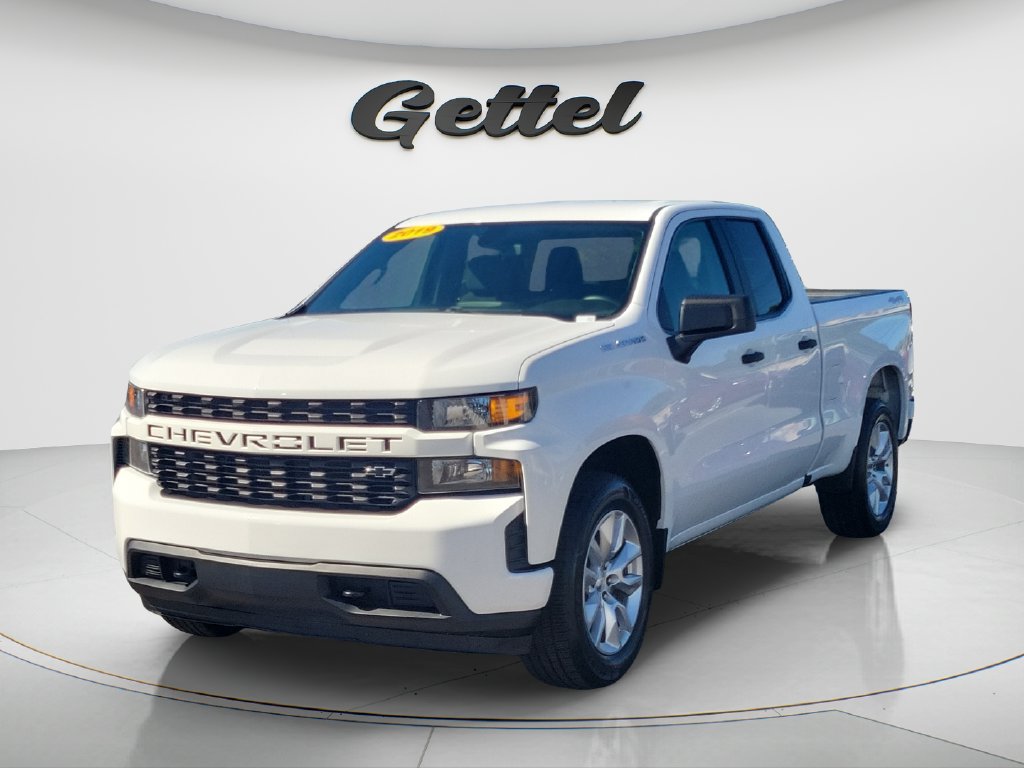 Used 2019 Chevrolet Silverado 1500 Custom w/ Trailering Package AWD/4WD image 1