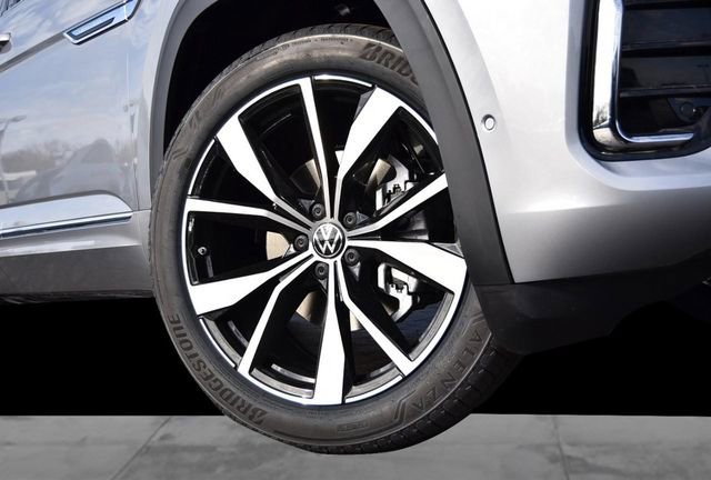 New 2026 Volkswagen Atlas Cross Sport SEL Premium R-Line image 3