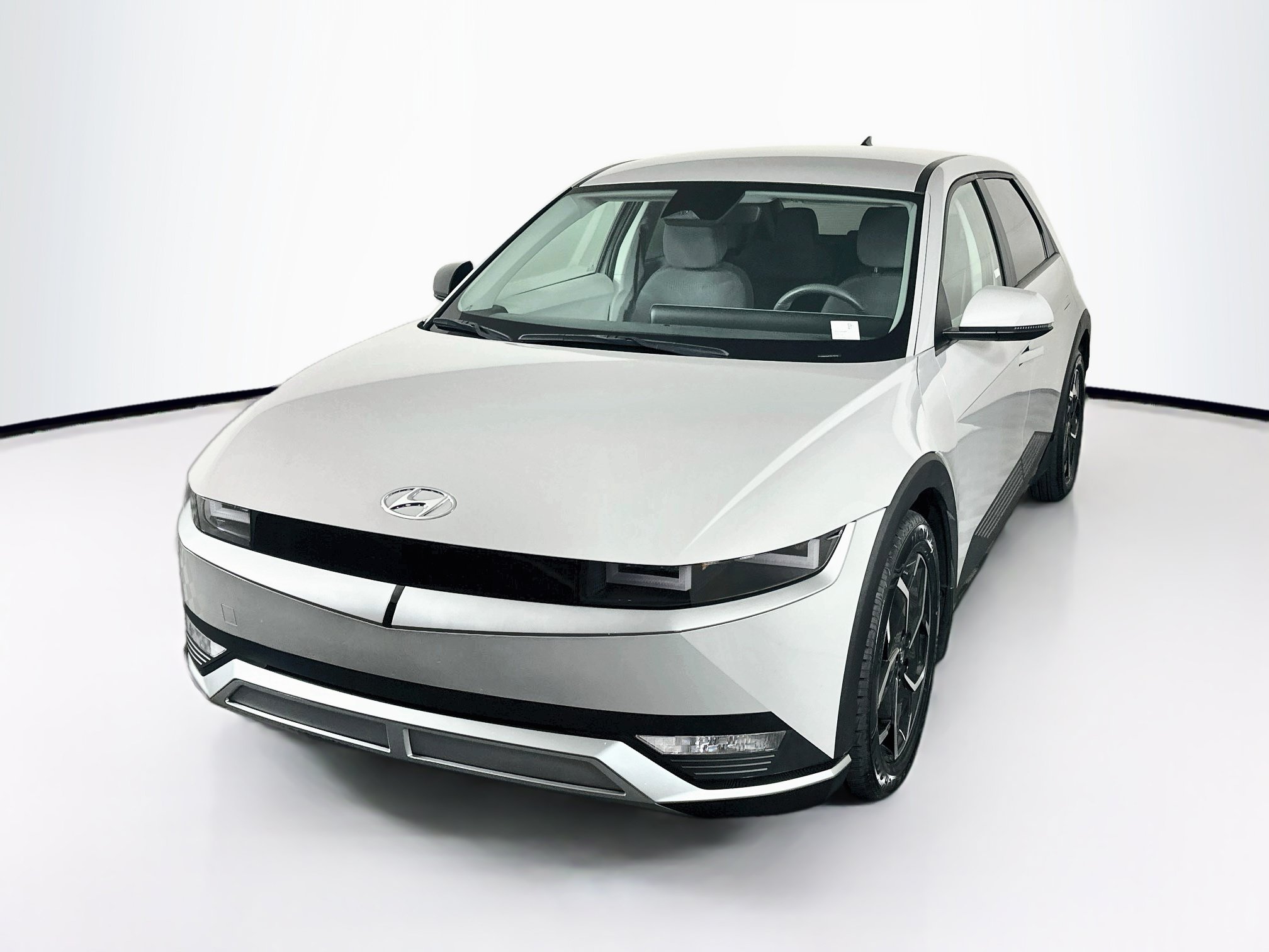Used 2023 Hyundai Ioniq 5 SE RWD image 3