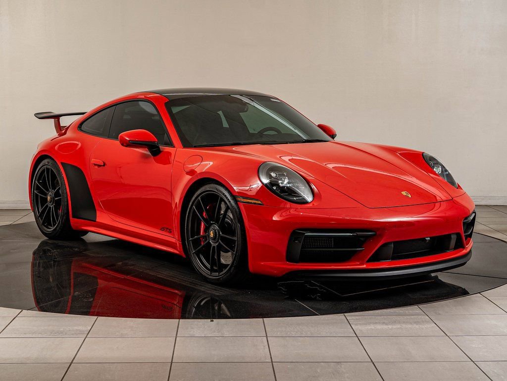 Certified 2024 Porsche 911 Carrera GTS RWD image 10