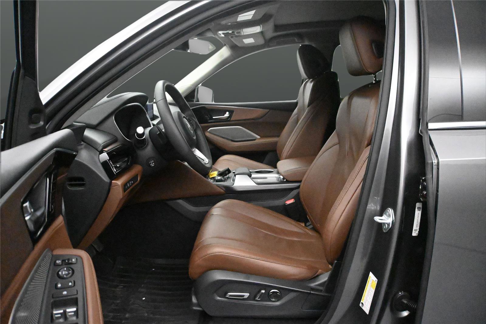 Certified 2024 Acura MDX SH-AWD w/ Technology Package image 6