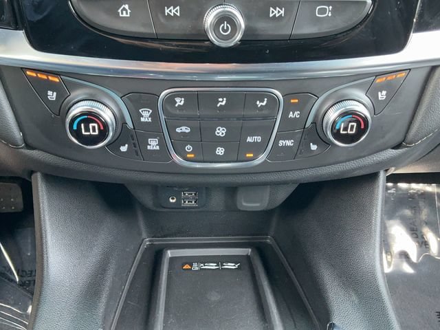 Used 2022 Chevrolet Traverse High Country AWD/4WD image 32