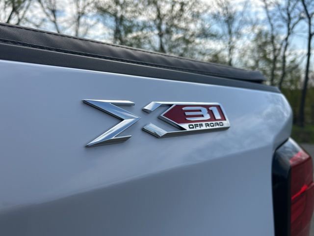 Used 2021 GMC Sierra 1500 SLT w/ SLT Premium Plus Package AWD/4WD image 33