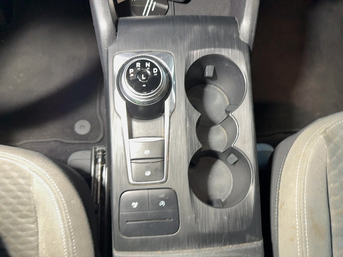Used 2020 Ford Escape SE FWD image 42