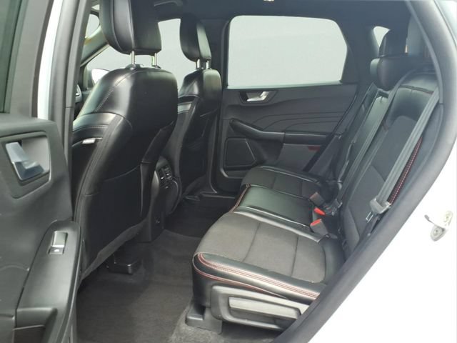 Used 2025 Ford Escape ST-Line w/ Tech Pack #1 AWD/4WD image 9