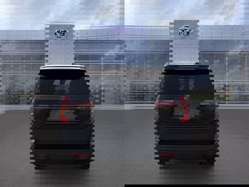 New 2025 Ford Expedition Max Platinum image 5