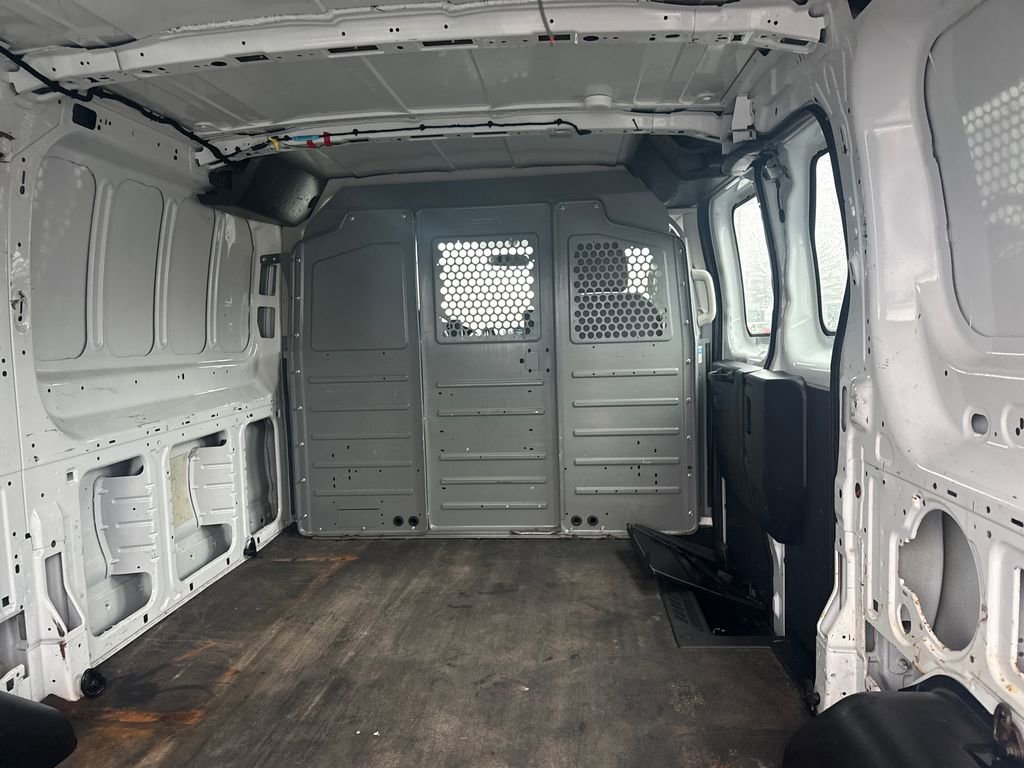 Used 2015 Ford Transit 250 130 Low Roof image 12
