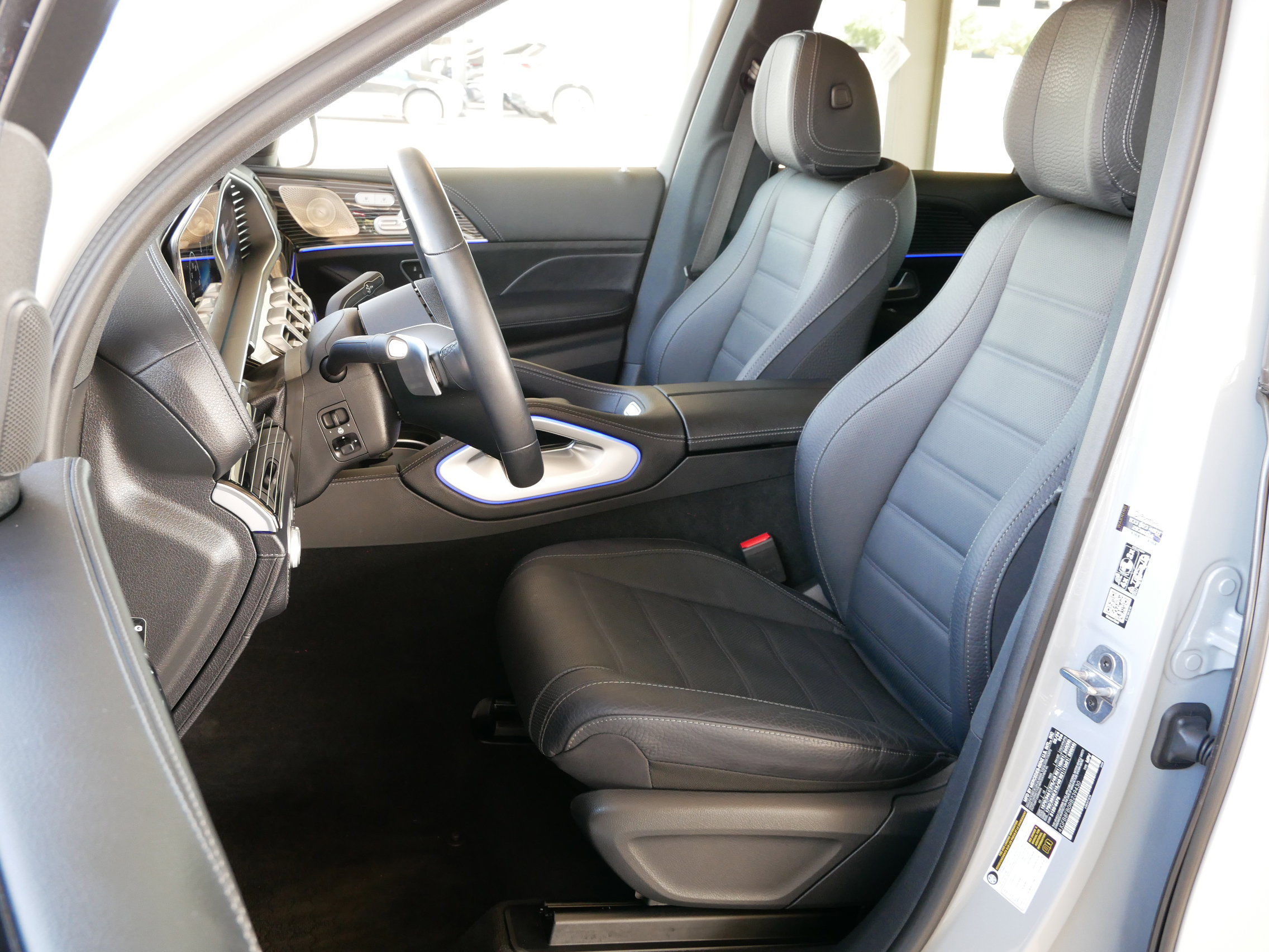 Used 2024 Mercedes-Benz GLE 580 4MATIC image 2