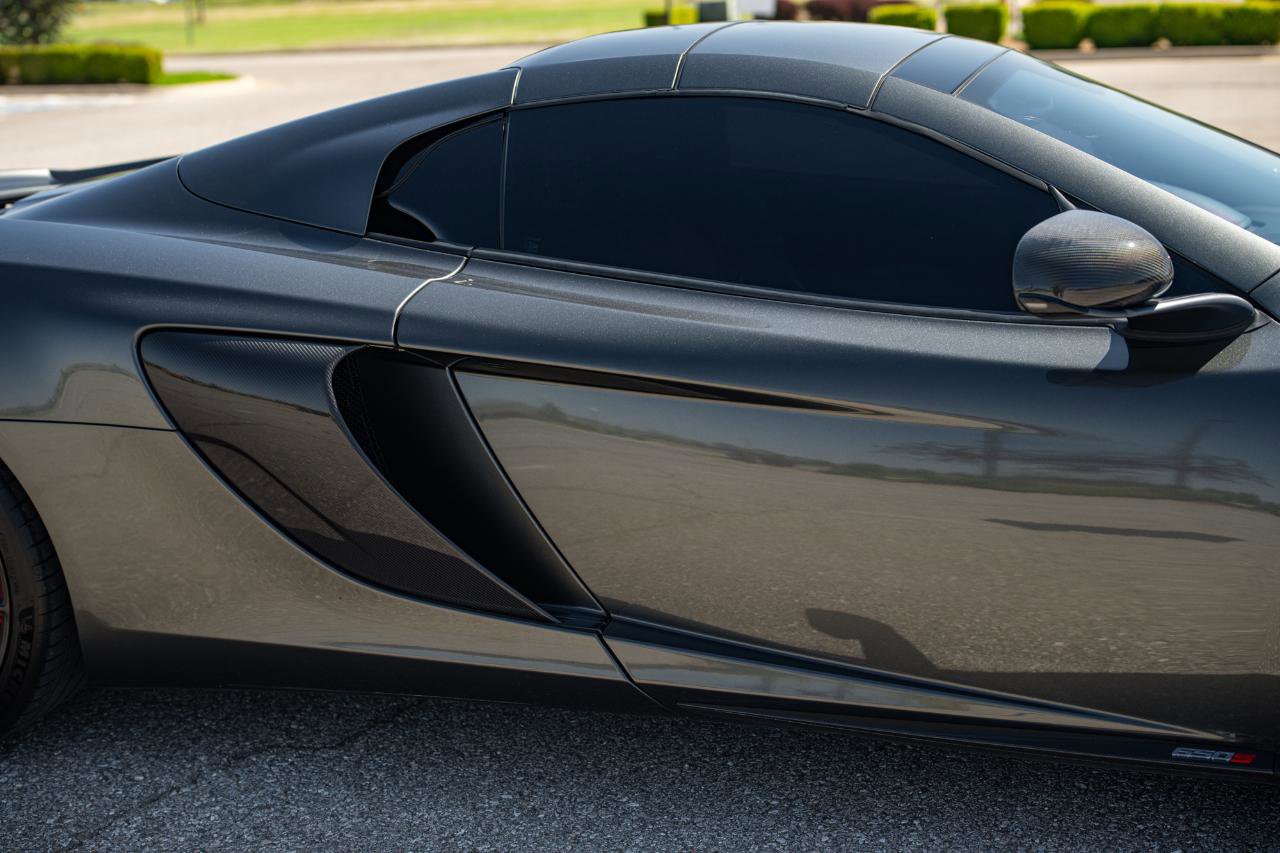 Used 2016 McLaren 650S Spider image 14