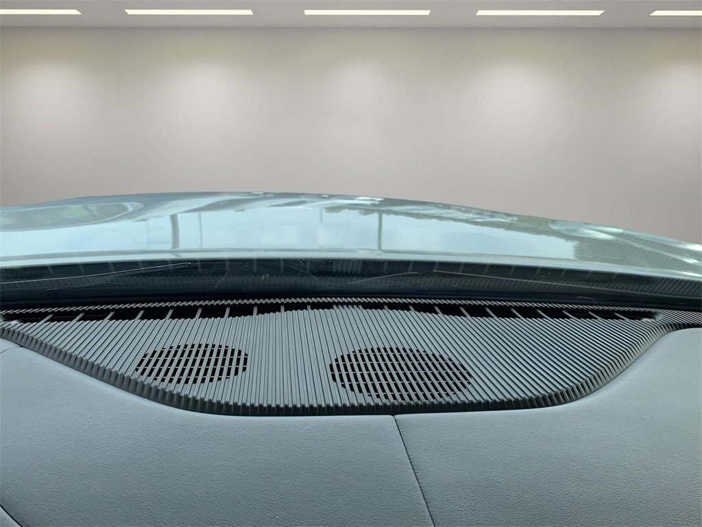 Used 2022 Jeep Grand Cherokee Overland w/ Luxury Tech Group IV image 48