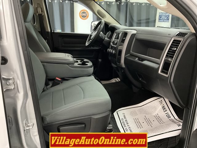 Used 2016 RAM 1500 Express AWD/4WD image 34