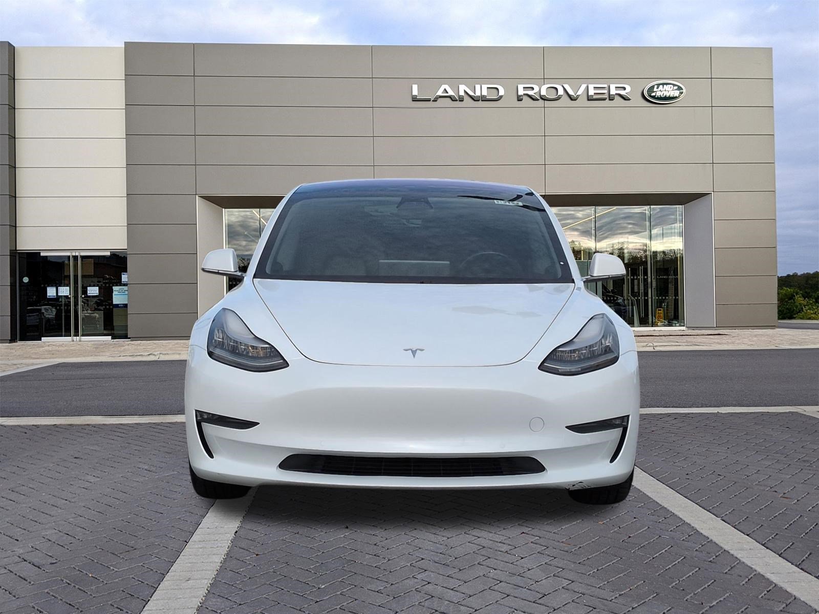 Used 2018 Tesla Model 3 Long Range image 2