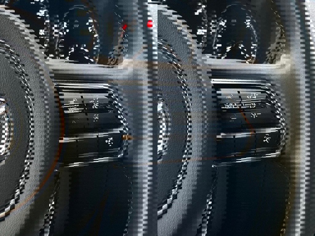 Used 2024 MAZDA CX-90 3.3 Turbo w/ Preferred Plus image 19