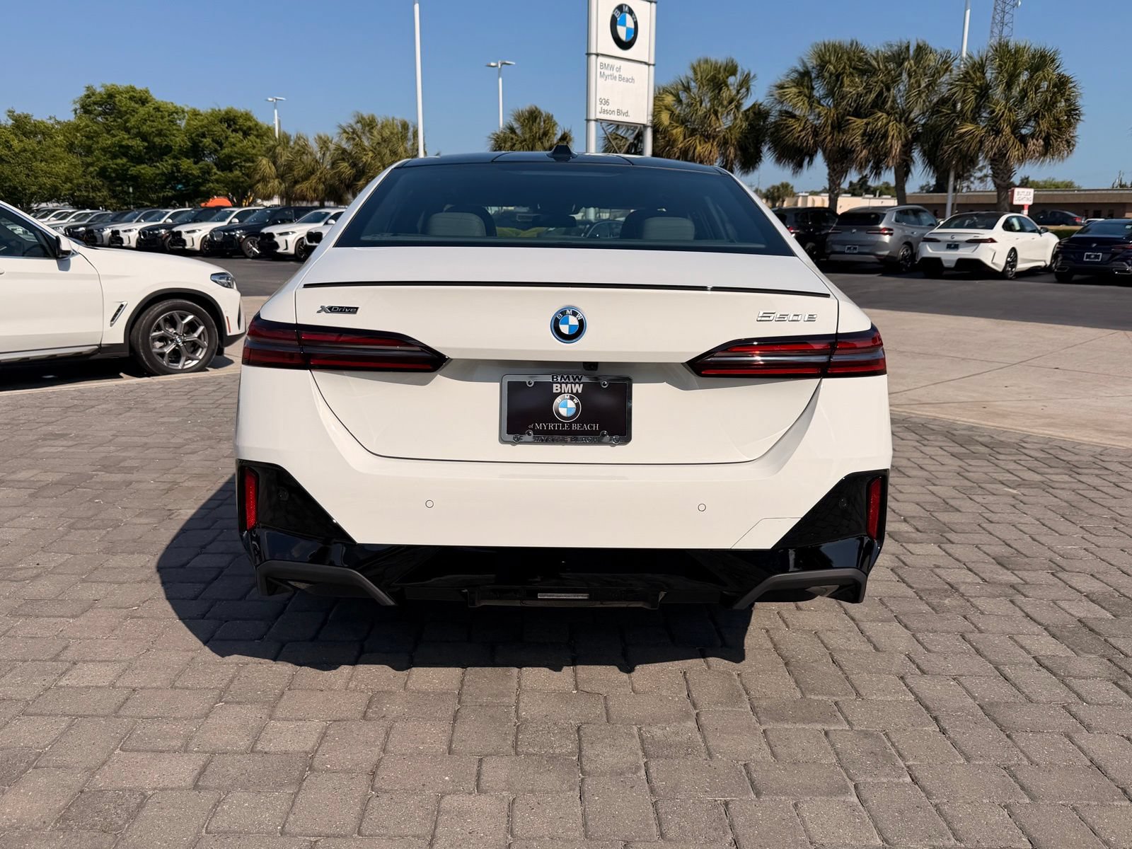 New 2026 BMW 550e xDrive w/ Executive Package AWD/4WD image 10