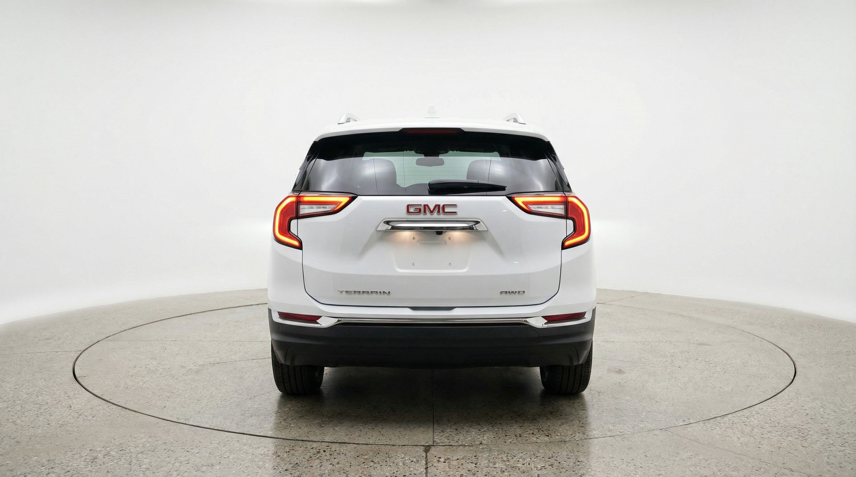Used 2024 GMC Terrain SLT image 7