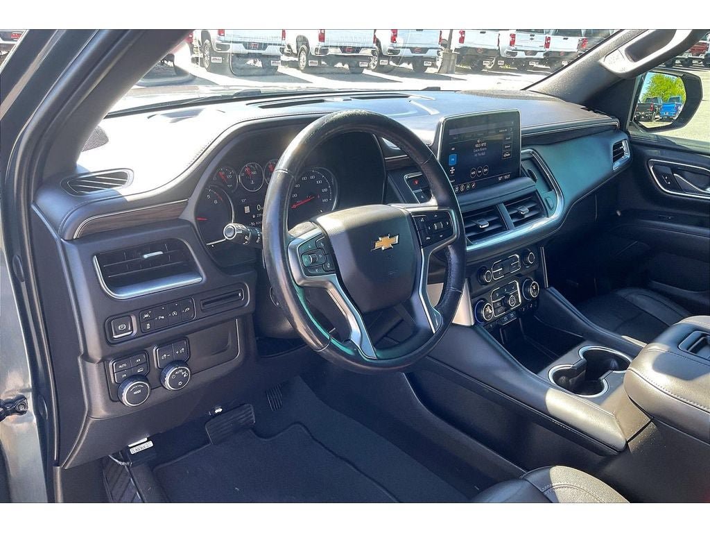 Used 2021 Chevrolet Suburban LT w/ LT Signature Plus Package AWD/4WD image 16
