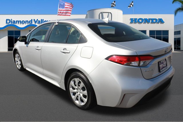 Used 2025 Toyota Corolla LE image 4