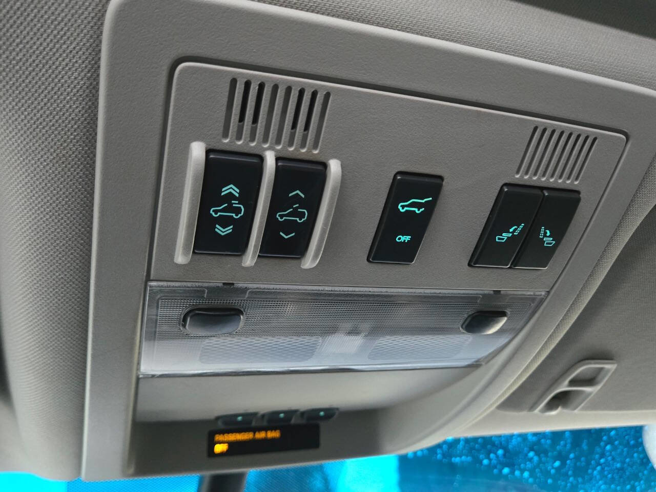 Used 2009 Chevrolet Tahoe LT w/ Luxury Package image 23