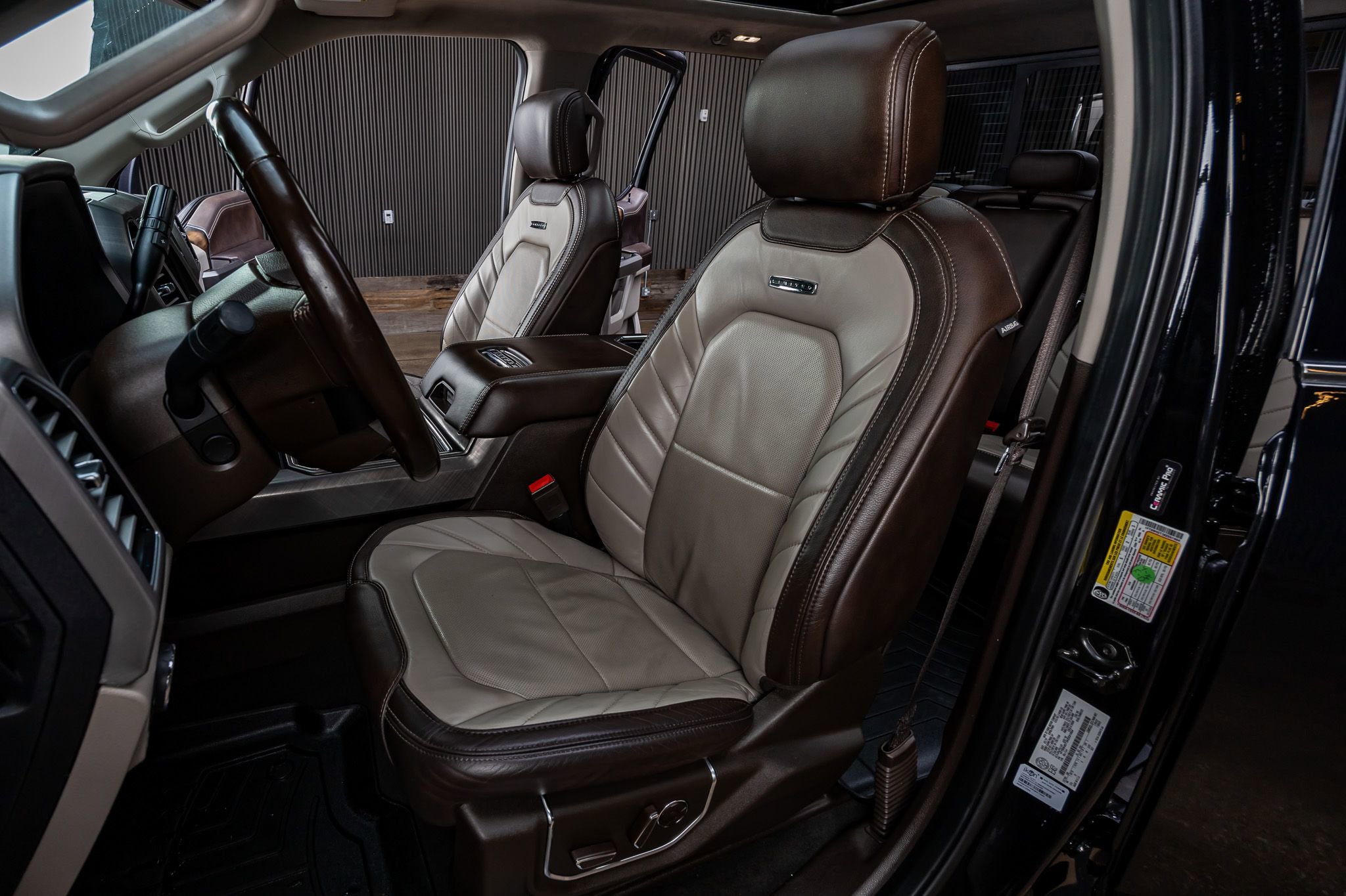 Used 2019 Ford F450 Limited AWD/4WD image 27