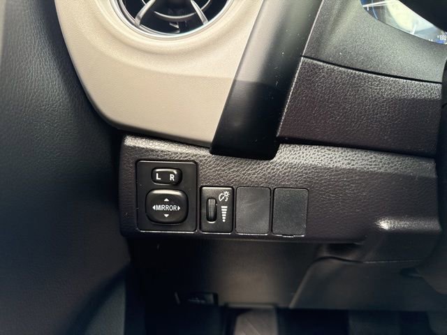 Used 2019 Toyota Corolla LE w/ Body Protection Package FWD image 13