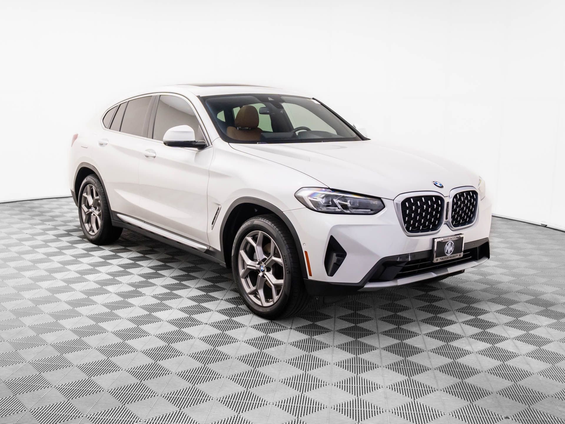 Used 2022 BMW X4 xDrive30i w/ Premium Package image 8