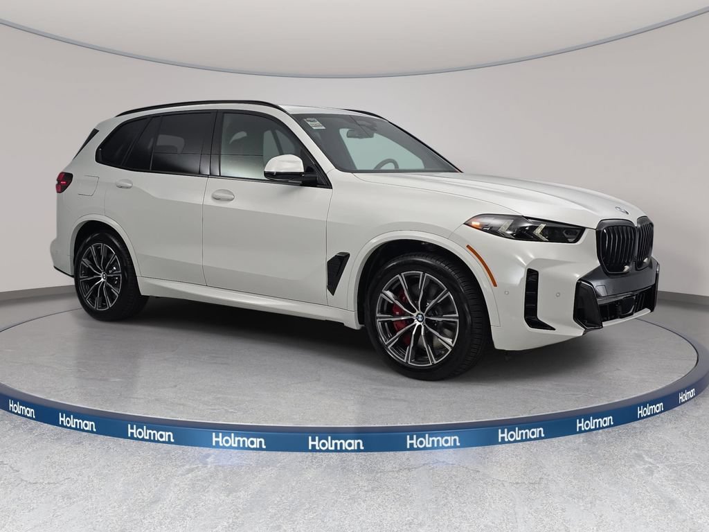 New 2026 BMW X5 xDrive50e w/ M Sport Package AWD/4WD image 3