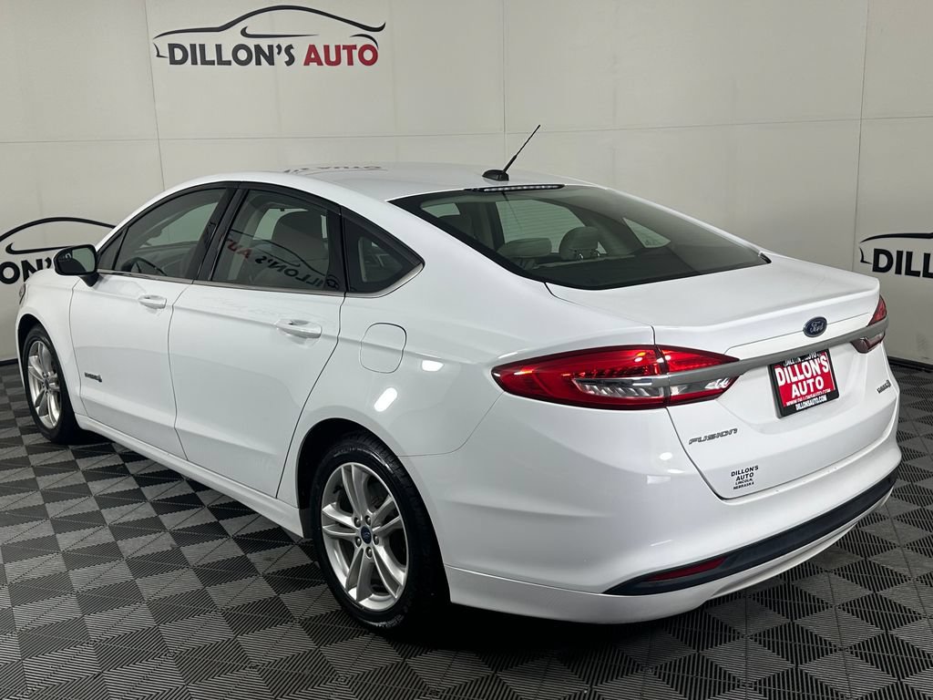 Used 2018 Ford Fusion S FWD image 4